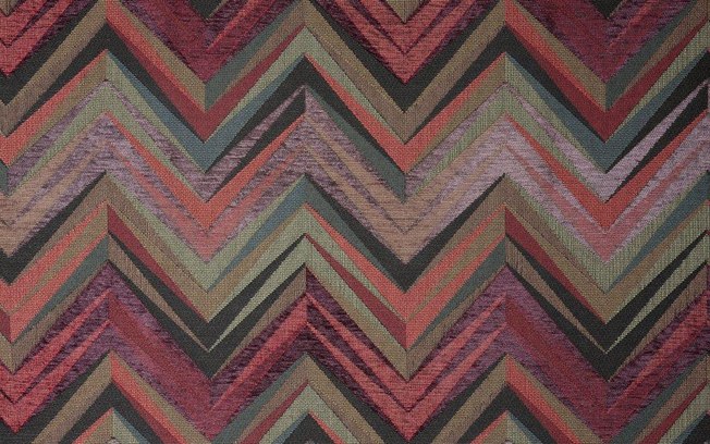 O Jacquard Chevron com chenille também estará em promoção: de R$ 157 por R$ 78,50 o metro linear. Serão mais de mil itens em liquidação