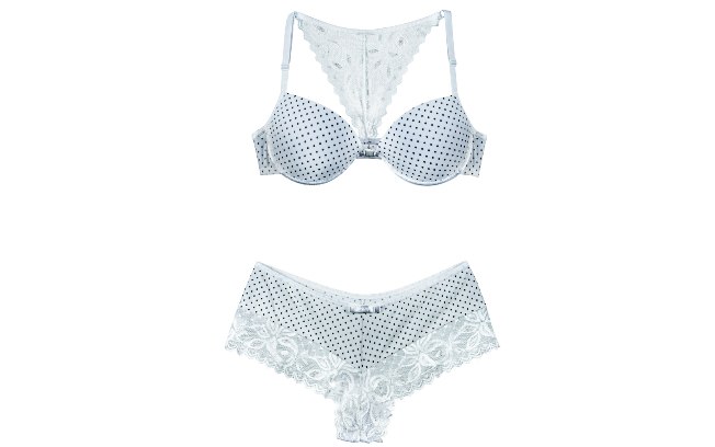 O conjunto de lingerie Sapeka custa R$59,90 na loja virtual da marca