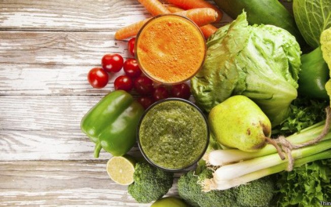 Verduras, legumes e frutas: os três grupos contêm quantidades excelentes e diversificadas de fibras e vitaminas