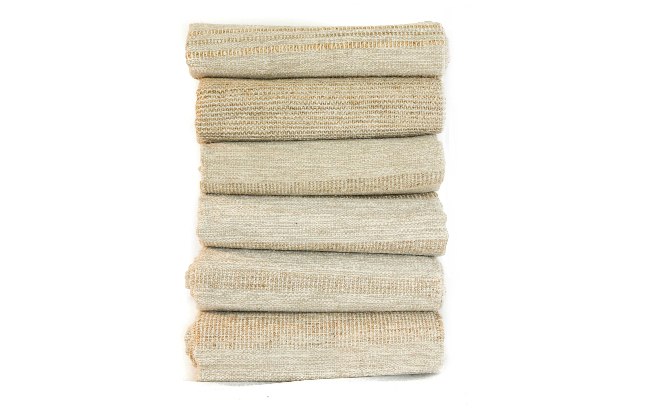 Tapete “Naturmix” feito em lã e fribra natural é vendido de R$ 490 por R$ 245 o m² na Trabiz Collection 