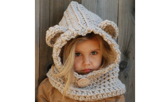 Charmoso e quentinho: opções de capuz para proteger as crianças em dias frios
