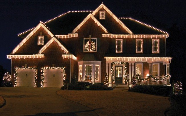 Existem lâmpadas específicas para o interior e exterior da casa. Em caso de dúvida%2C chame um profissional 