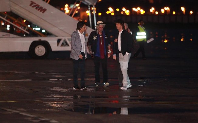 Rolling Stones desembarcam no Brasil na Base Aérea do Galeão no Rio de Janeiro 