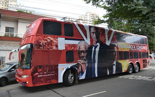 O lançamento do filme inspirou até ônibus ingleses nas ruas do Rio e de São Paulo