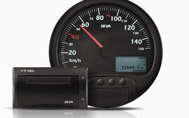 O equipamento registrador instantâneo inalterável de velocidade e tempo é obrigatório para veículos de transporte e de condução escolar